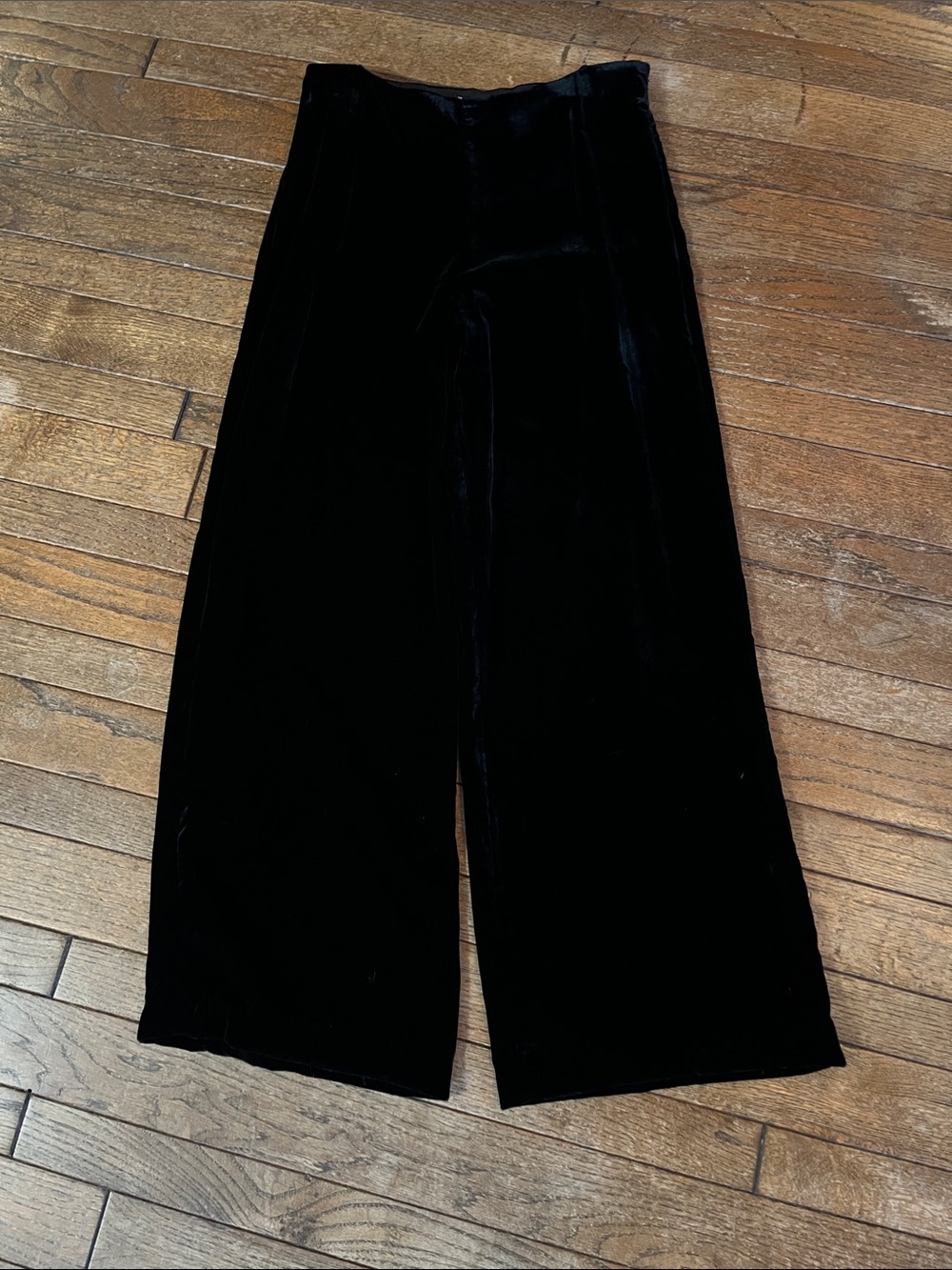 Isaac Mizrahi Black Wide-Leg Velvet Pants
